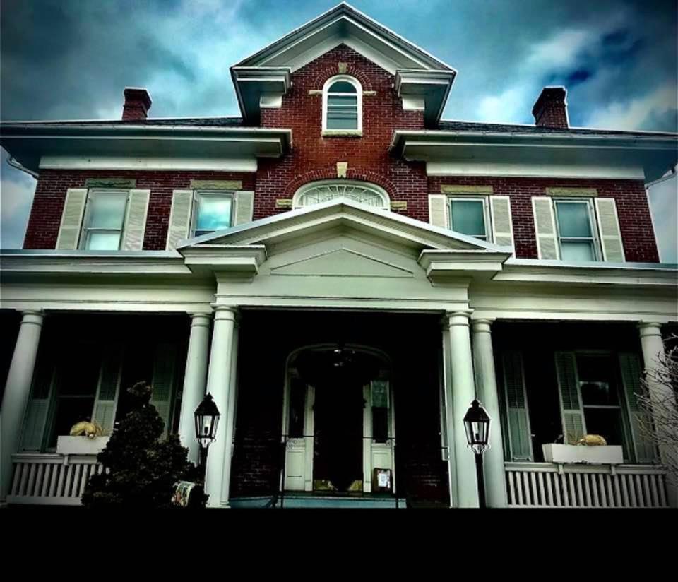 Historic 1912 Hoover House Bed And Breakfast Waynesboro Exteriér fotografie